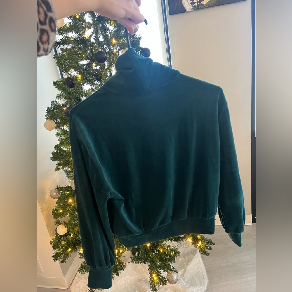 Turtle Neck Sweater - image 3